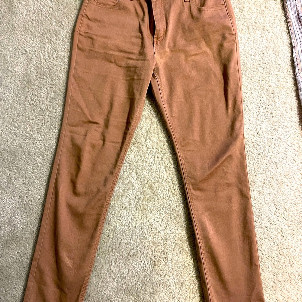 Mystress Women’s Tan pants.